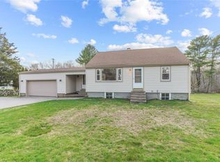 49 Old Stone Church Rd, Little Compton, RI 02837