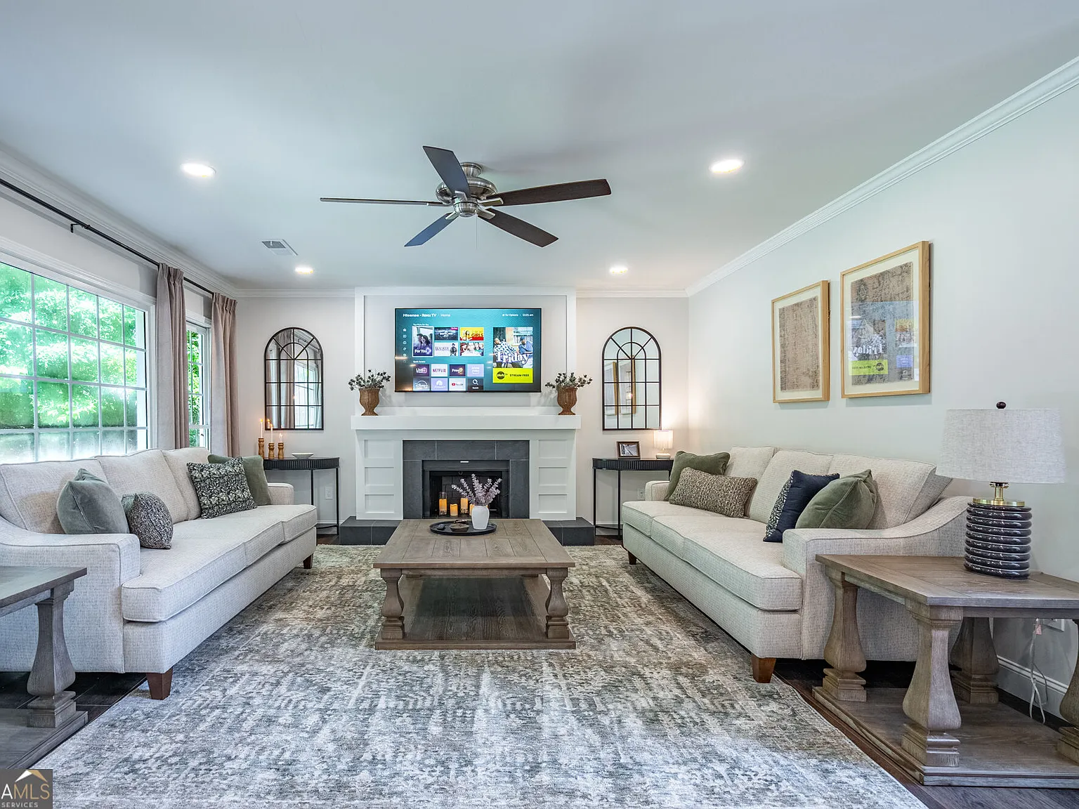 4 bed, 3.5 bath, $5,355 — Photo 1