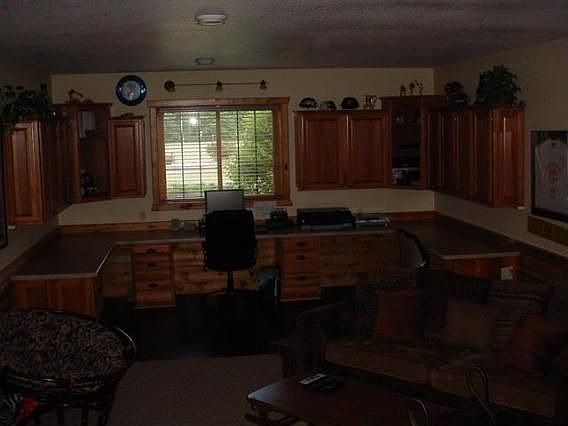 5th image of 1518 Wilshire Dr