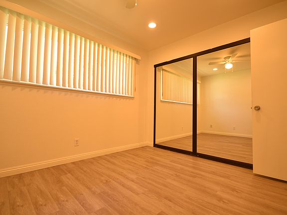 4th image of 2625 Tiller Ave