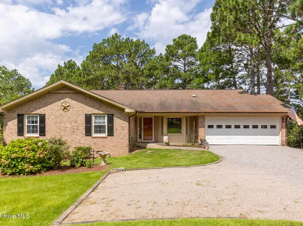 168 Overlook Drive, West End, NC 27376