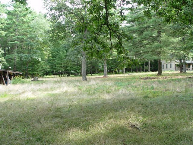 2nd image of 323 Hopkins Hollow Rd