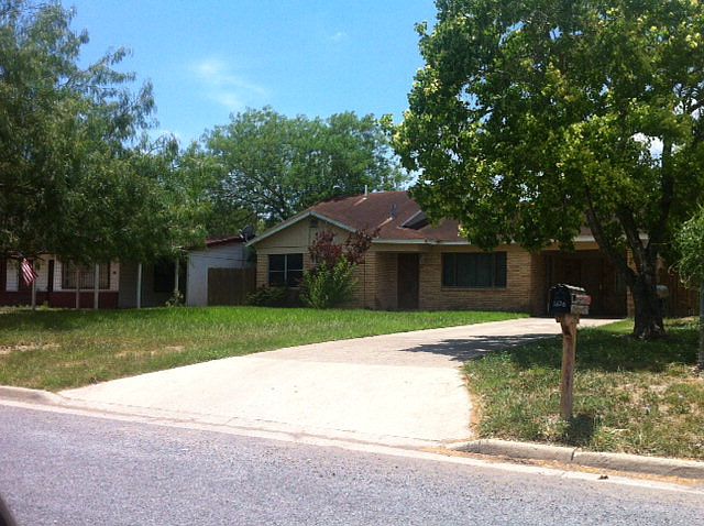 2nd image of 1625 Brownfield Rd