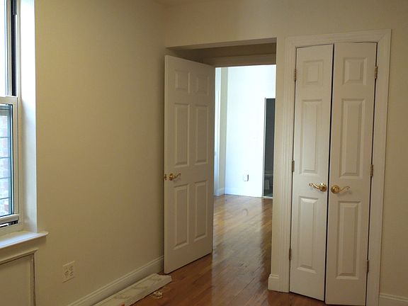 5th image of 307 W 83rd St APT 4b