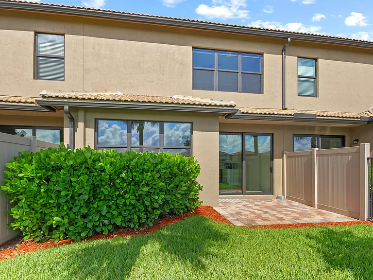 4826 Jumping Way — Photo 34