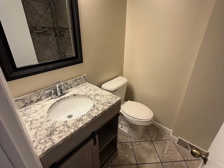 4427 Box Elder Ln — Photo 3