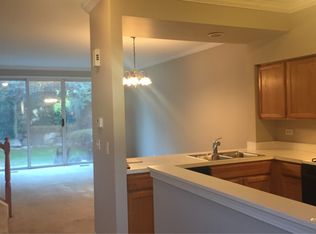 1252 S Candlestick Way #1, Waukegan, IL 60085