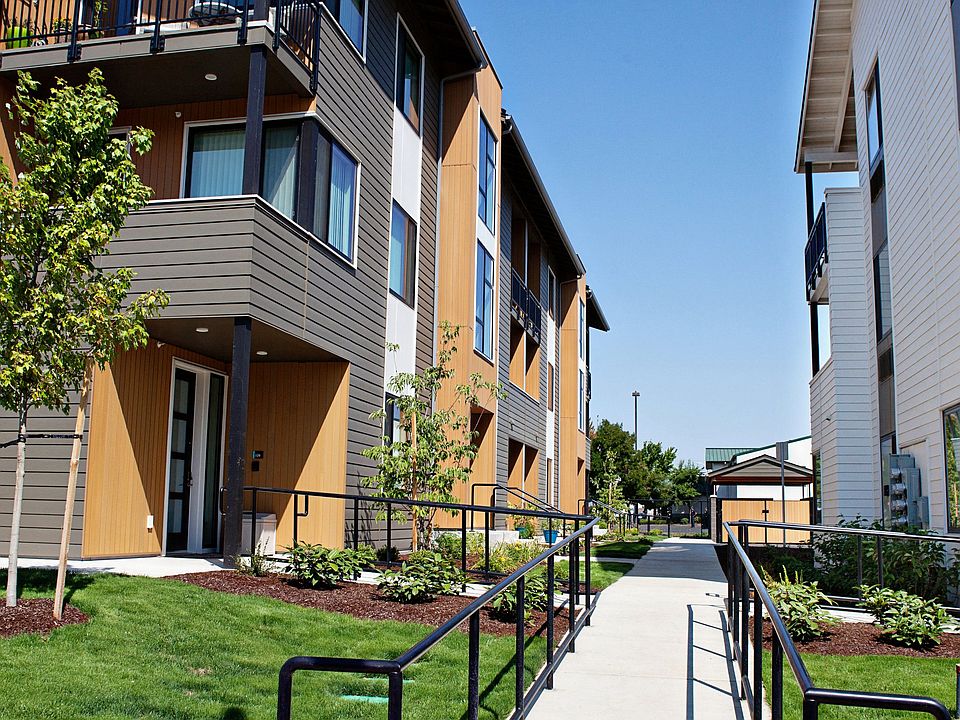 Country Crossroads Apartments Junction City