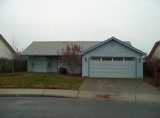 128 Independence Dr, Grants Pass, OR 97527
