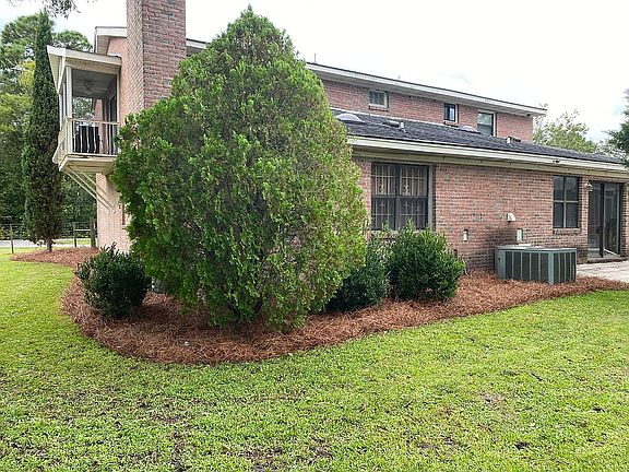 4th image of 341 Whipple Dr