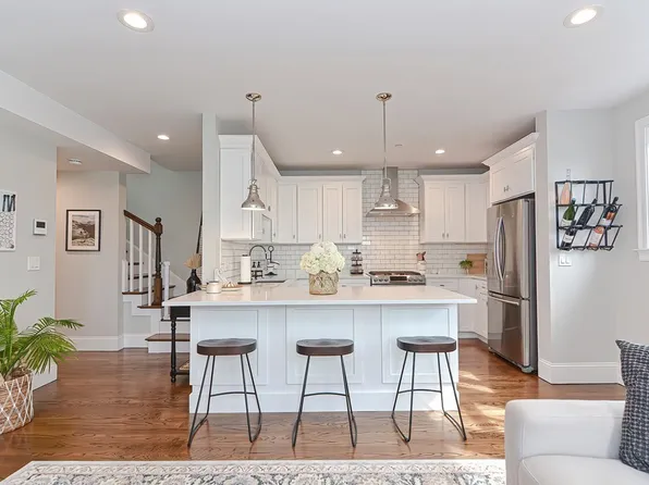 52 River St #7, Boston, MA 02126
