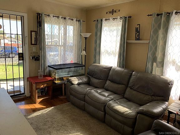 3rd image of 3736-38 46th St
