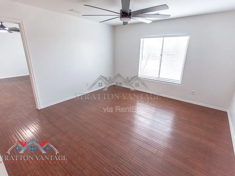110 N Cholla St — Photo 31
