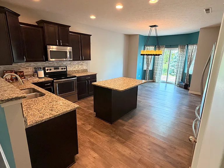13987 Catalina Dr — Photo 10