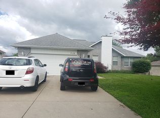 710 S Ballard Dr, Nixa, MO 65714
