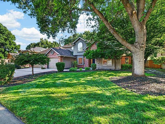 4th image of 3064 E Nature Dr
