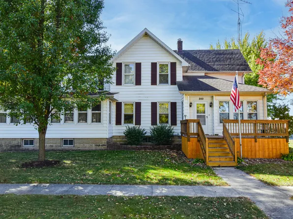 200 E Scott St, Odell, IL 60460