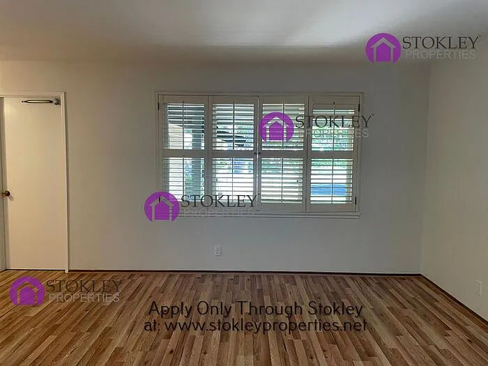 4 bed, 3.0 bath, 2696 sqft, $5,595 — Photo 4