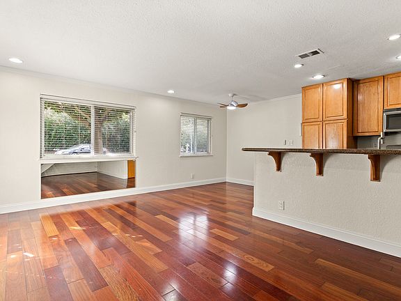 3rd image of 8002 Ensenada Dr APT 2