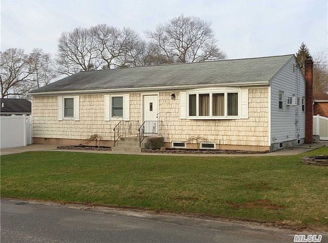 1st image of 16 Midwood Pl