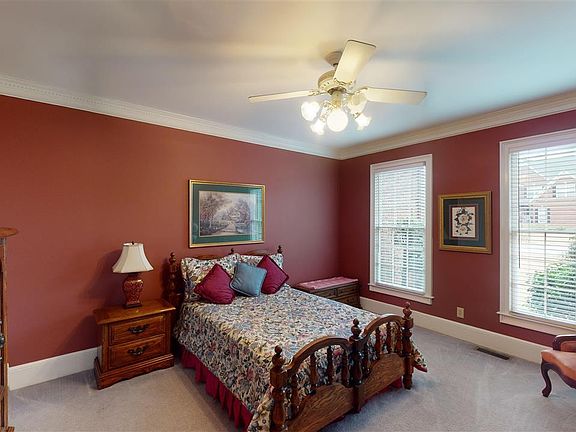 5th image of 1264 Oakhaven Cir