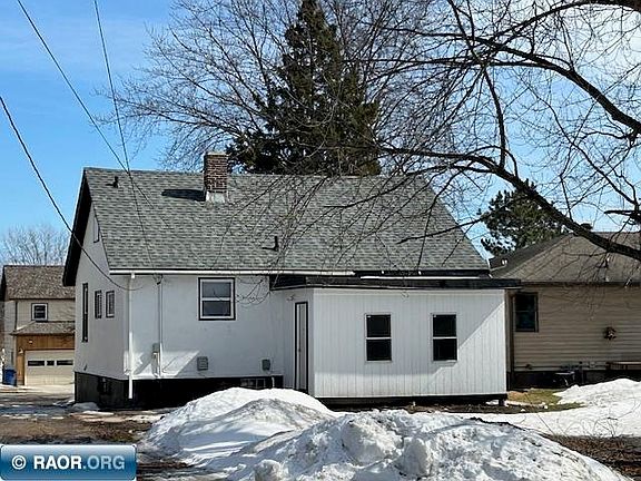 2nd image of 3825 4th Ave E
