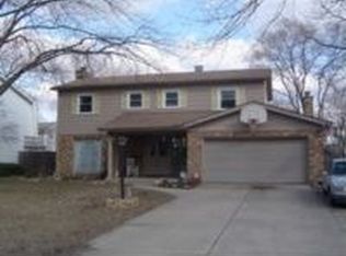 1061 California Ave, Aurora, IL 60506