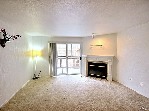 4th image of 22810 30th Ave S #201