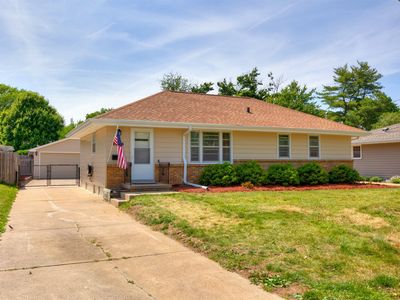 4236 40th St, Des Moines, IA, 50310