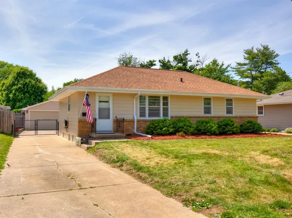 4236 40th St, Des Moines, IA 50310