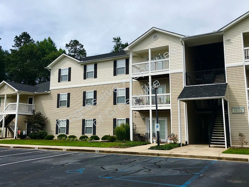 1st image of 105 McKenna Cir #1