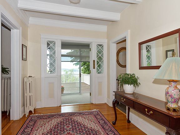 5th image of 65 Altamont Ave