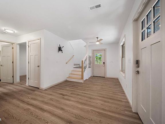 3rd image of 2468 Whipoorwill Hill Way