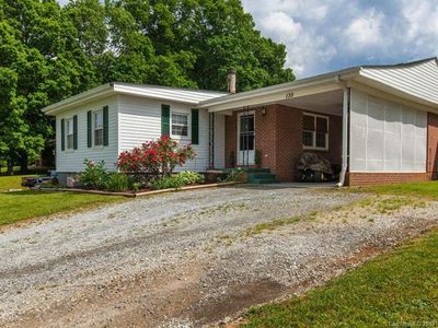 135 Powell St, Hendersonville, NC, 28792