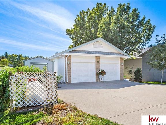3rd image of 1011 Belgrade Ct