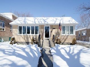 4322 Dempster St, Skokie, IL