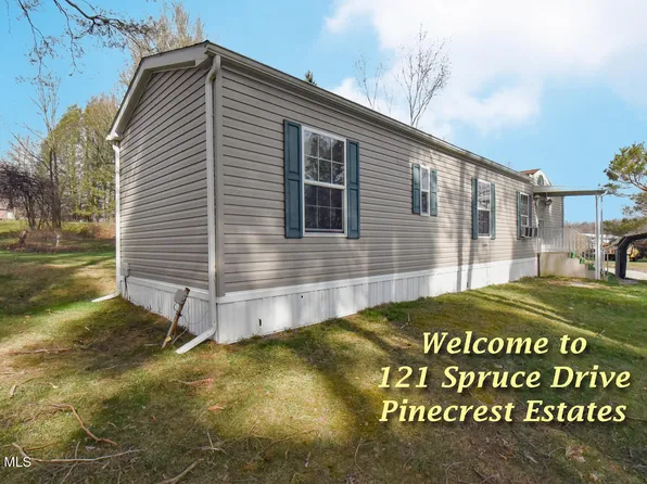 121 Spruce Dr, Johnstown, PA 15905