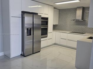 11755 SW 18th St #3, Miami, FL 33175