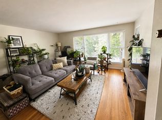 824 W 4th St #824, Royal Oak, MI 48067
