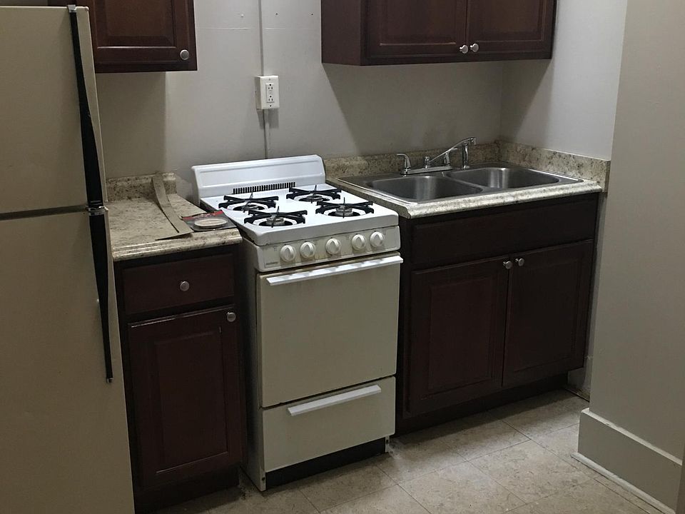 2nd image of 9 Boardman St APT 6