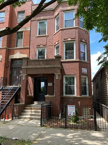 1028 S May St #1F Photo 1