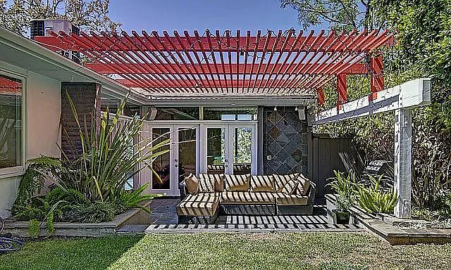 310 S Thurston Ave — Photo 18