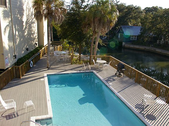 3rd image of 1740 Alderman St APT 13