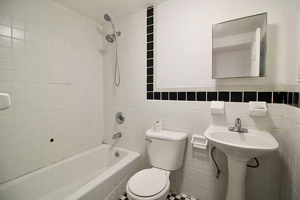 Rented by Hagstrom Management Inc | media 19