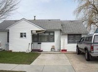 1010 8th Ave N, Wahpeton, ND 58075