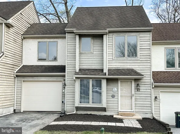 62 Winged Foot Dr, Coatesville, PA 19320