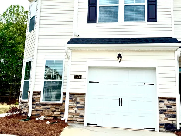 1698 Hallview Ct, Kernersville, NC 27284