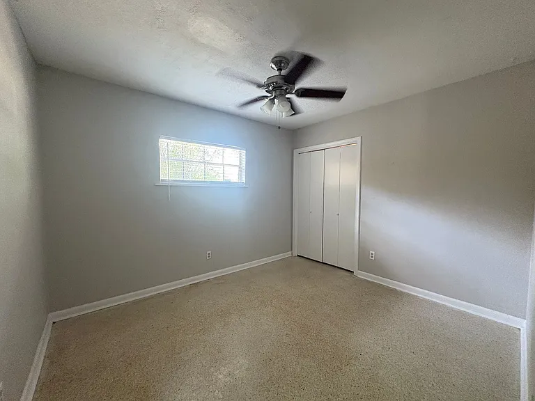 719 Kewannee Trl — Photo 17