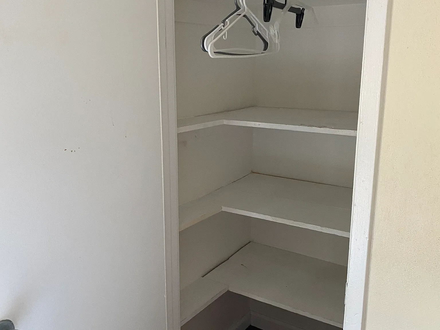 4 bed, 1764 sqft, $650 — Photo 1