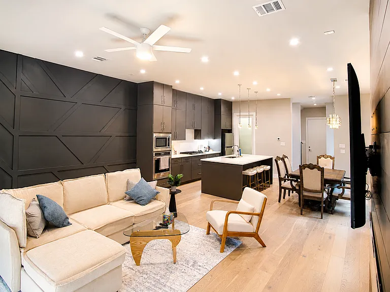 2230 Wycliff Ave #MAIN — Photo 3